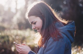 Sekstips voor stellen in een langeafstandsrelatie – MysteryVibe